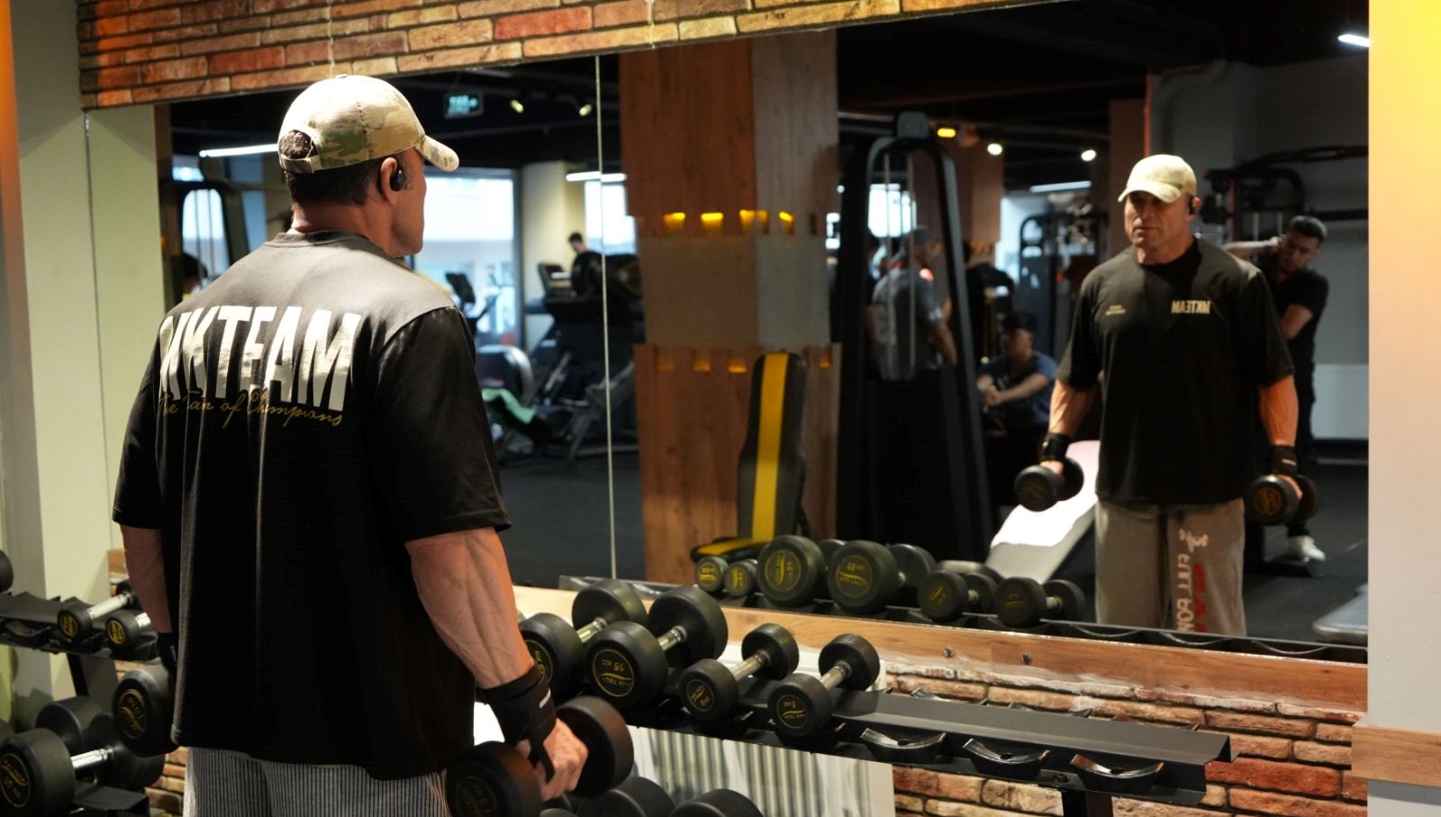 emniyet mudur yardimcisi turkiye sampiyonu oldu hsSd98KT