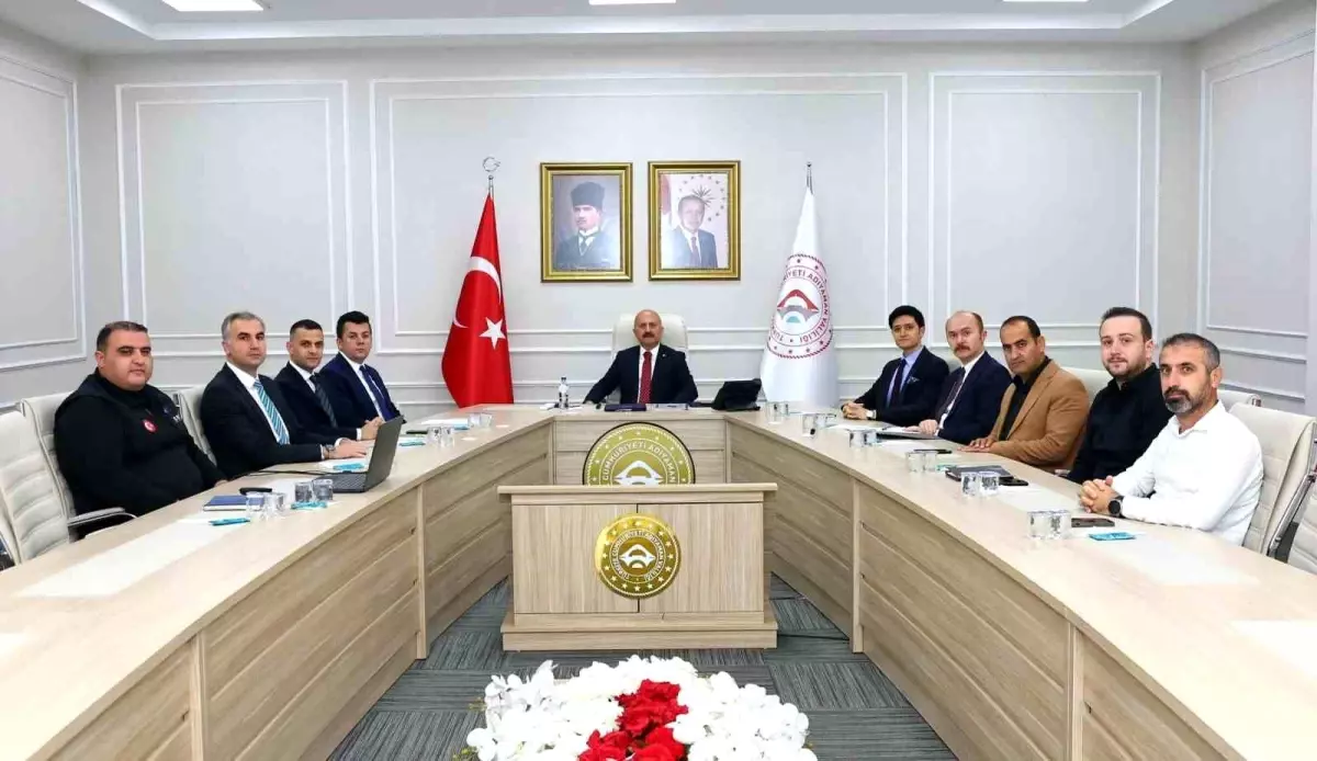 Adıyaman’da Vali Yardımcıları Değerlendirme Toplantısı Düzenlendi