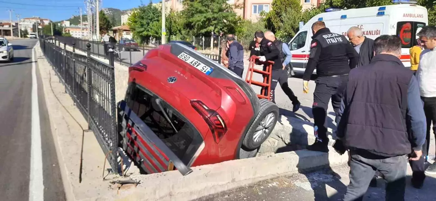 Burdur’da Otomobil Kanalına Düştü: 1 Yaralı