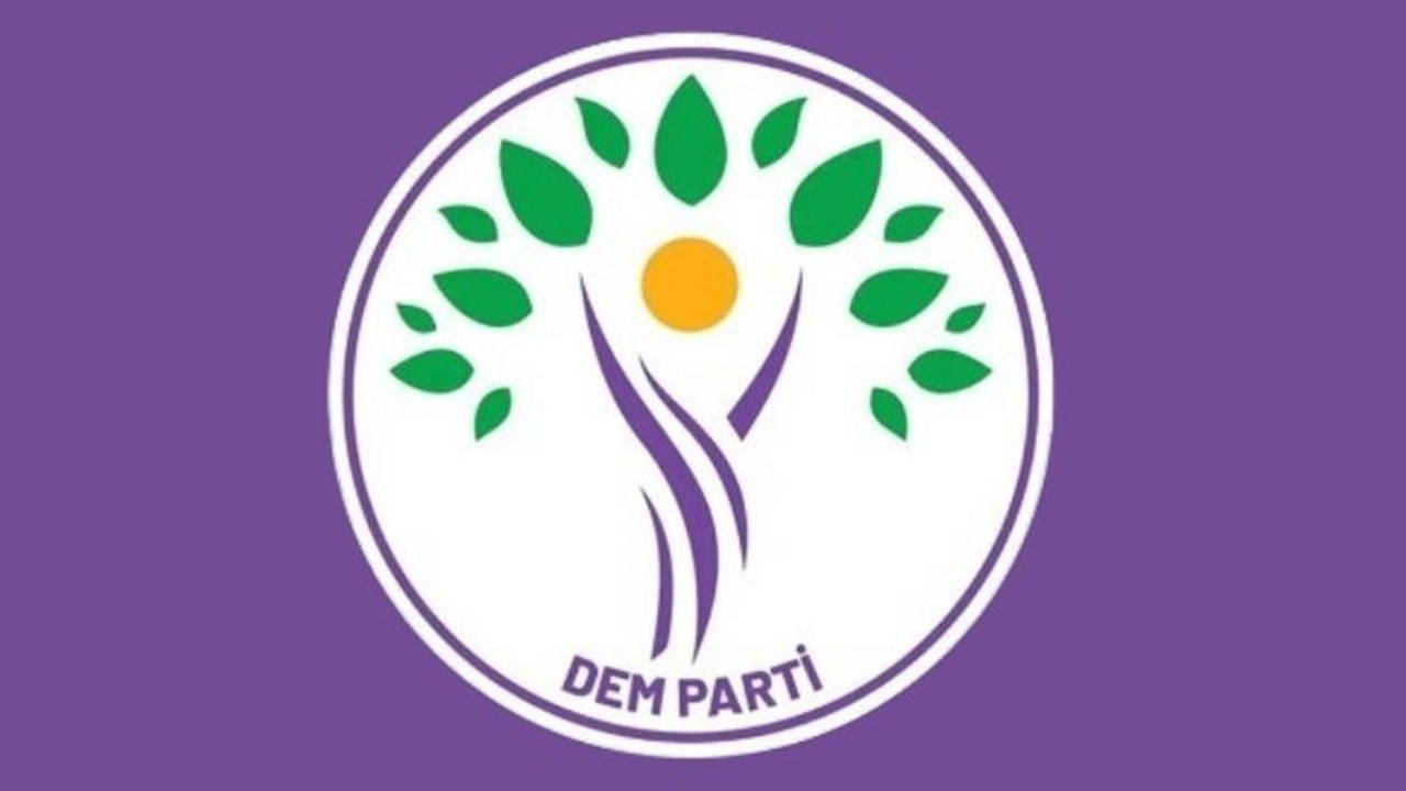 DEM Parti İmralı Heyeti’nden ‘Demirtaş’ iddiasına yalanlama: ‘Öcalan’a atfedilen sözler gerçeği yansıtmamaktadır’