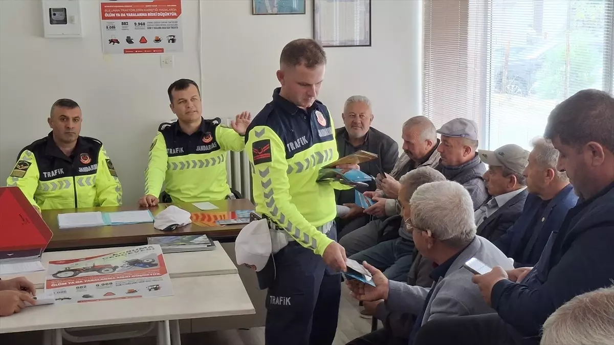 Muhtarlara Trafik Eğitimi