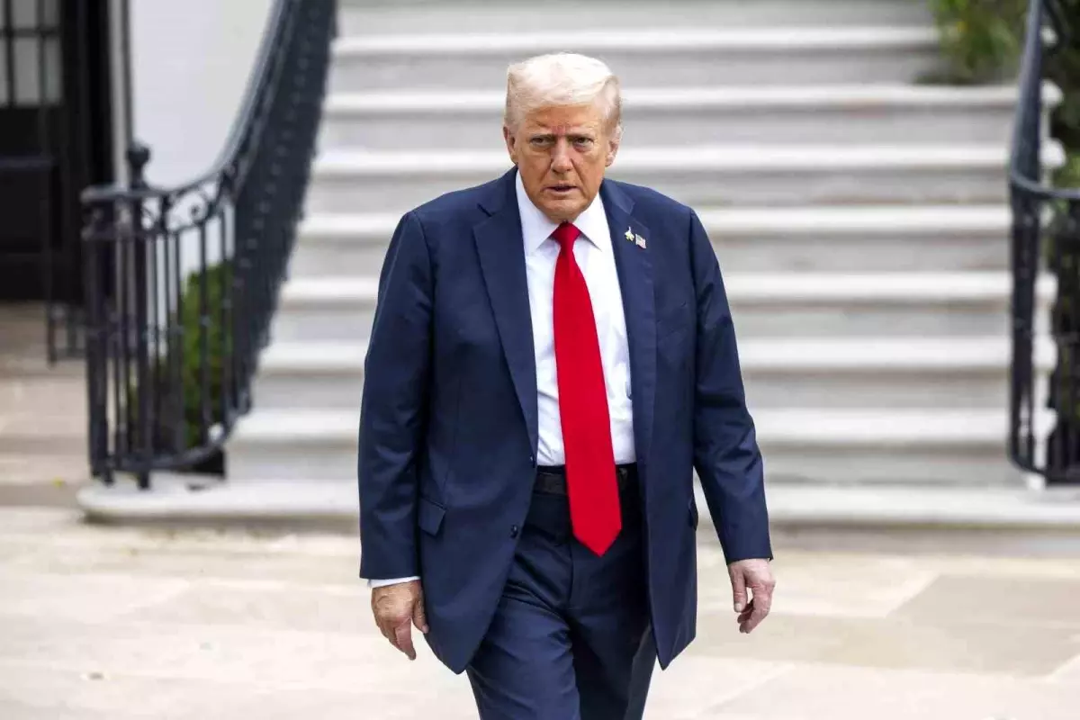 Trump’tan Gazze Açıklaması: Bombardıman Durdurulacak