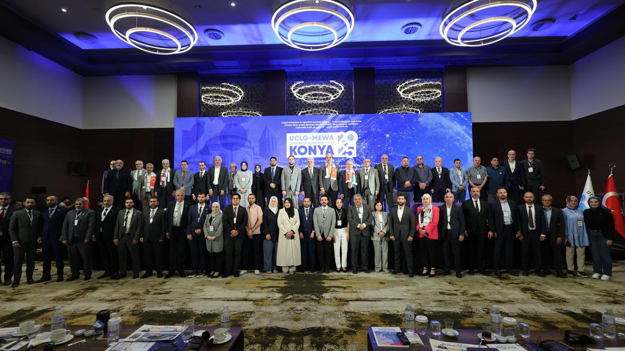 UCLG Başkanı Altay: Tarihi bir kongreye ev sahipliği yaptık