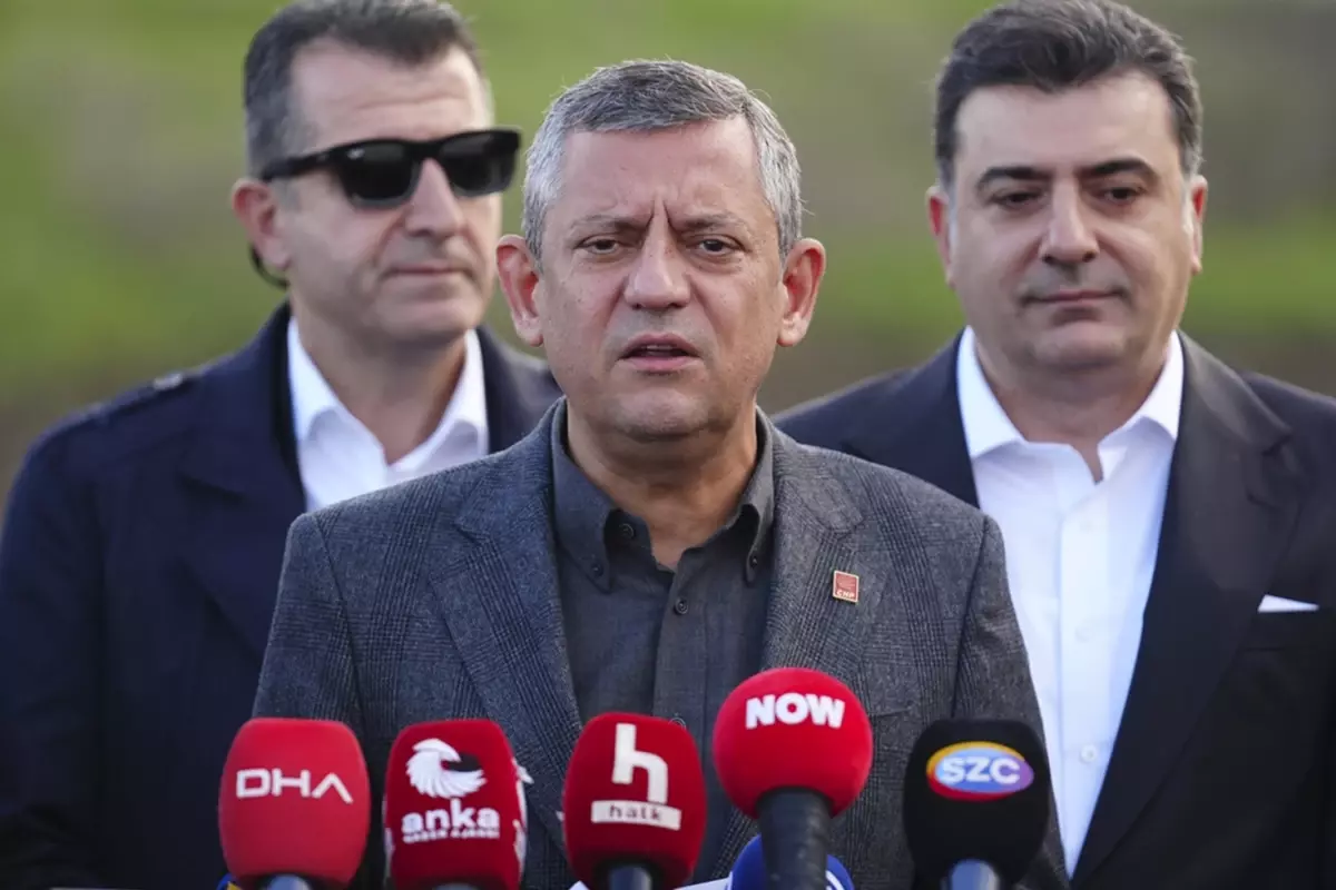 CHP İmralı’ya gidecek mi? Bahçeli’nin sözleri Özgür Özel’e soruldu