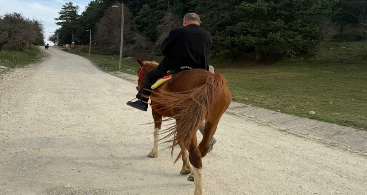 Bindiği at, huysuzlanıp koştu: Korkunç anlar yaşadı