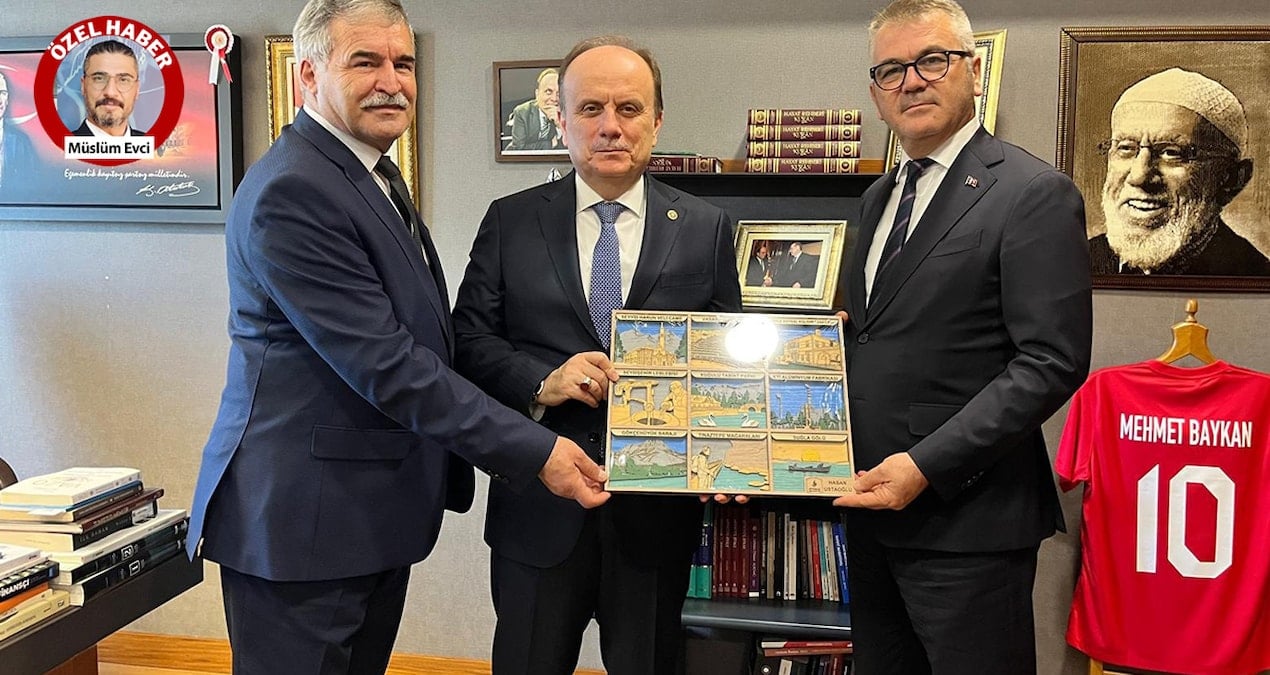 CHP’li eski başkan kendisini tehdit eden AKP’li vekile hediye verdi