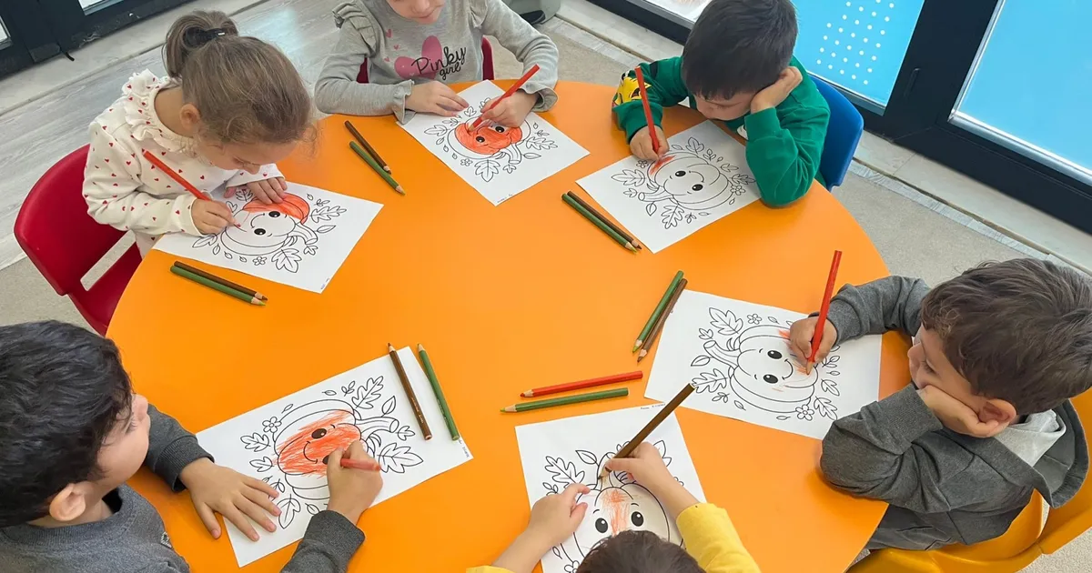 Kocaeli’de anne çocuk aynı kursta eğitimde