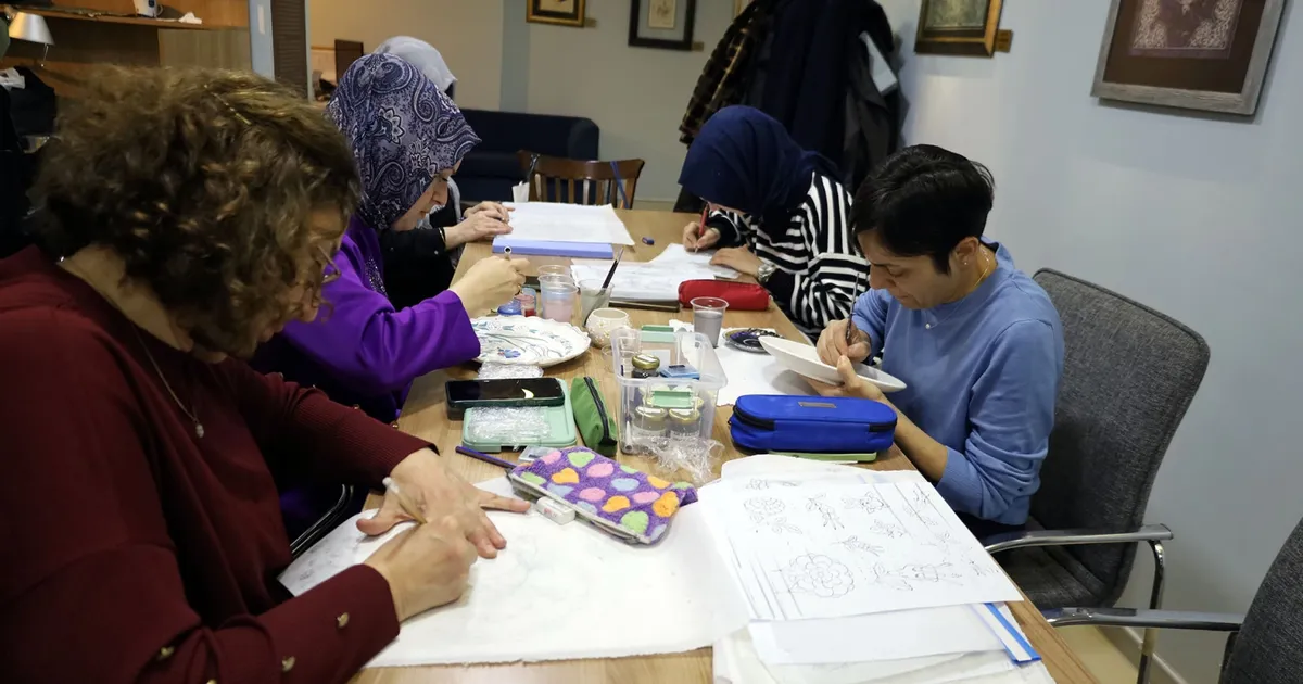 Sakarya’da geleneksel sanatlar modern atölyelerde yaşatılıyor