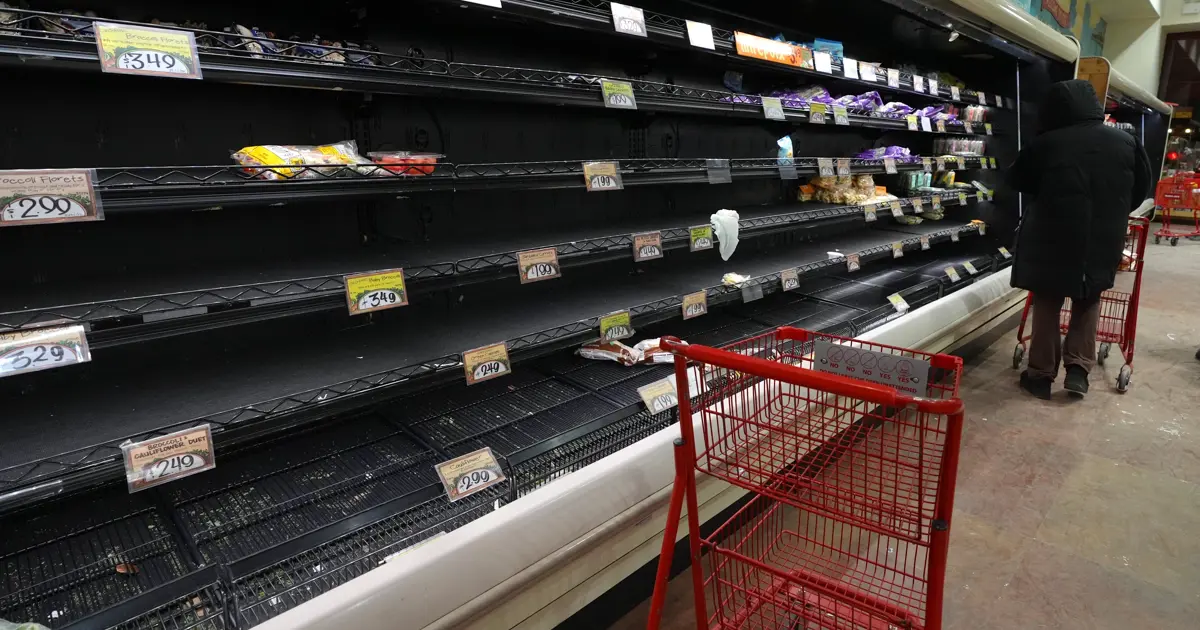 ABD’yi etkisi altına alacak dondurucu soğuklar öncesi raflar boşaldı | NTV Haber