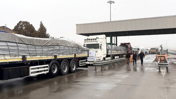 Amed Kent Koruma Platformu: Kobanê’ye giden TIR’lara engeli derhal durdurun