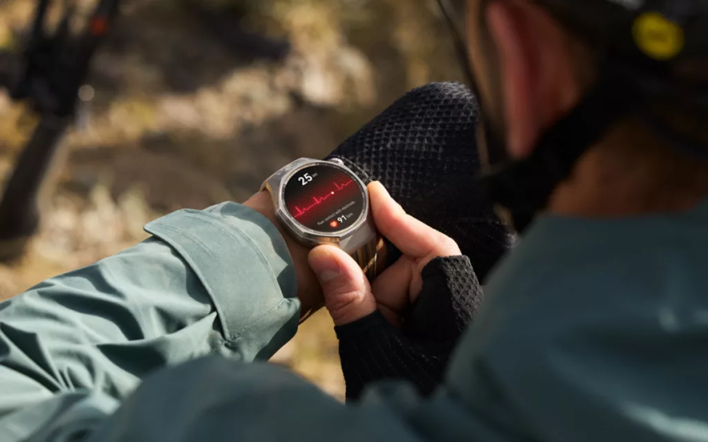 Çin Akıllı Saat Pazarı Raporu: Huawei Zirvede, Apple Takipte